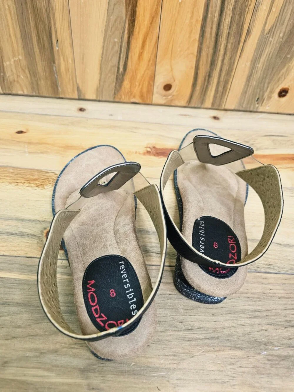 Modzori Grazia 1 - Tan Croc Reverses to Black Wedge Sandal Size 8 ~ NEW!